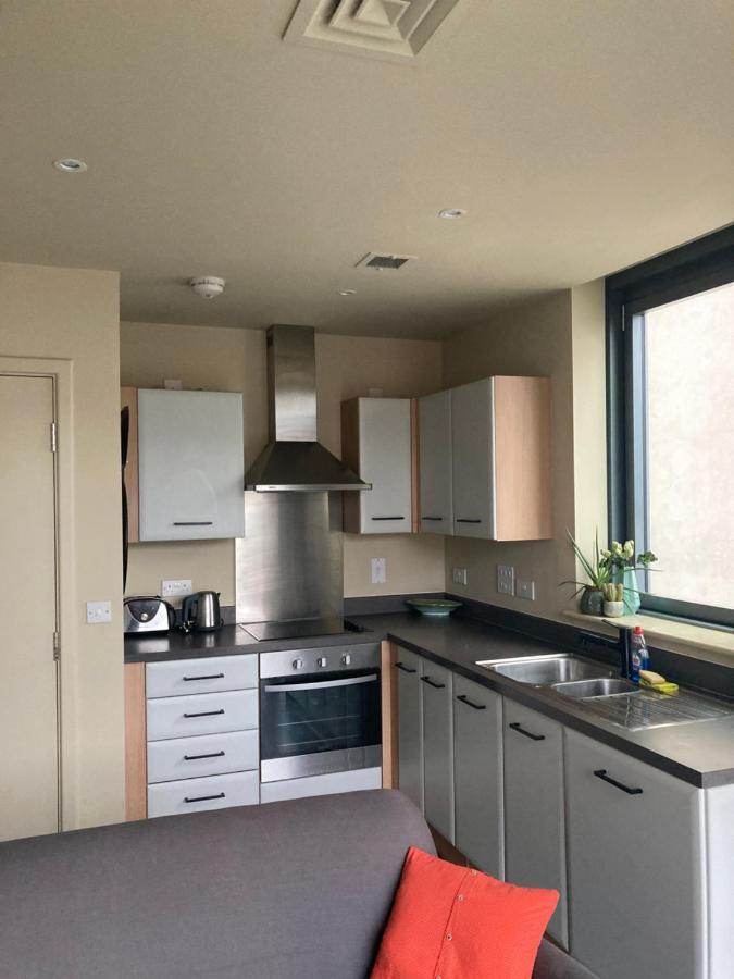 Canal View 1 Bed Apartment In Zone 1 London Eksteriør billede
